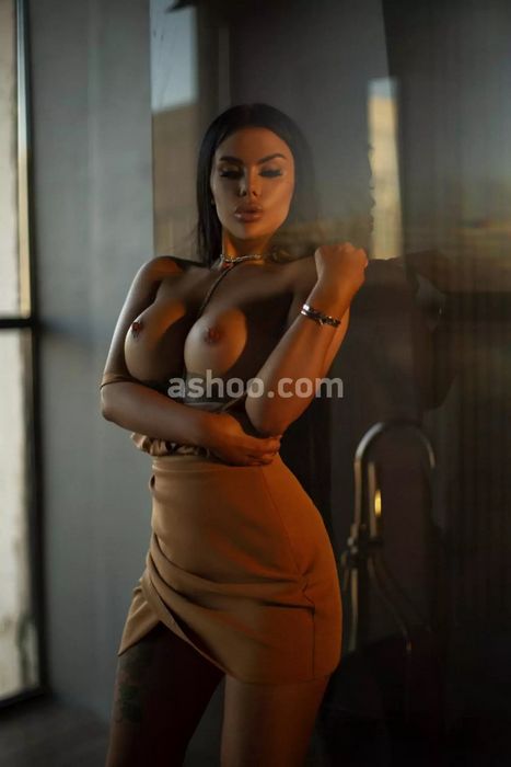 Ролевые игры в спальне: как выбрать сценарий для обогащения вашей сексуальной жизни